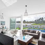 Olivine Pearl Ol21 Villa Protaras